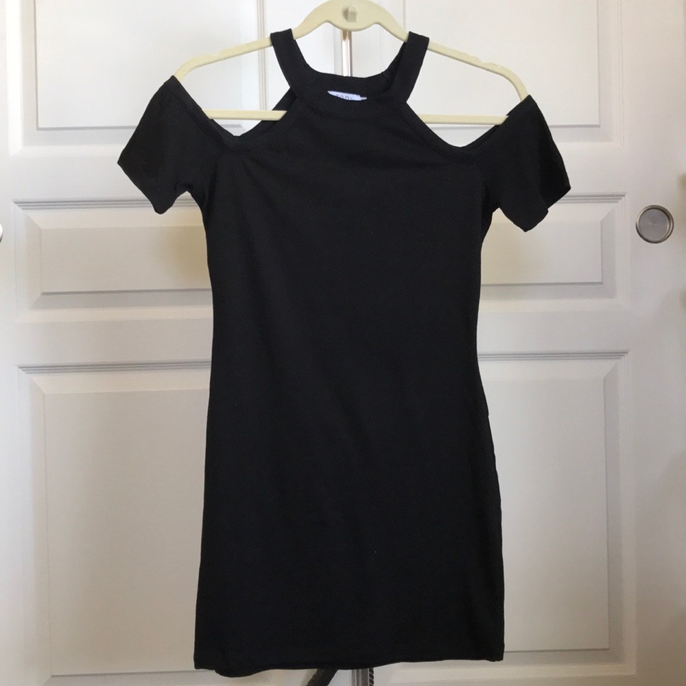 Tobi cold shoulder dress